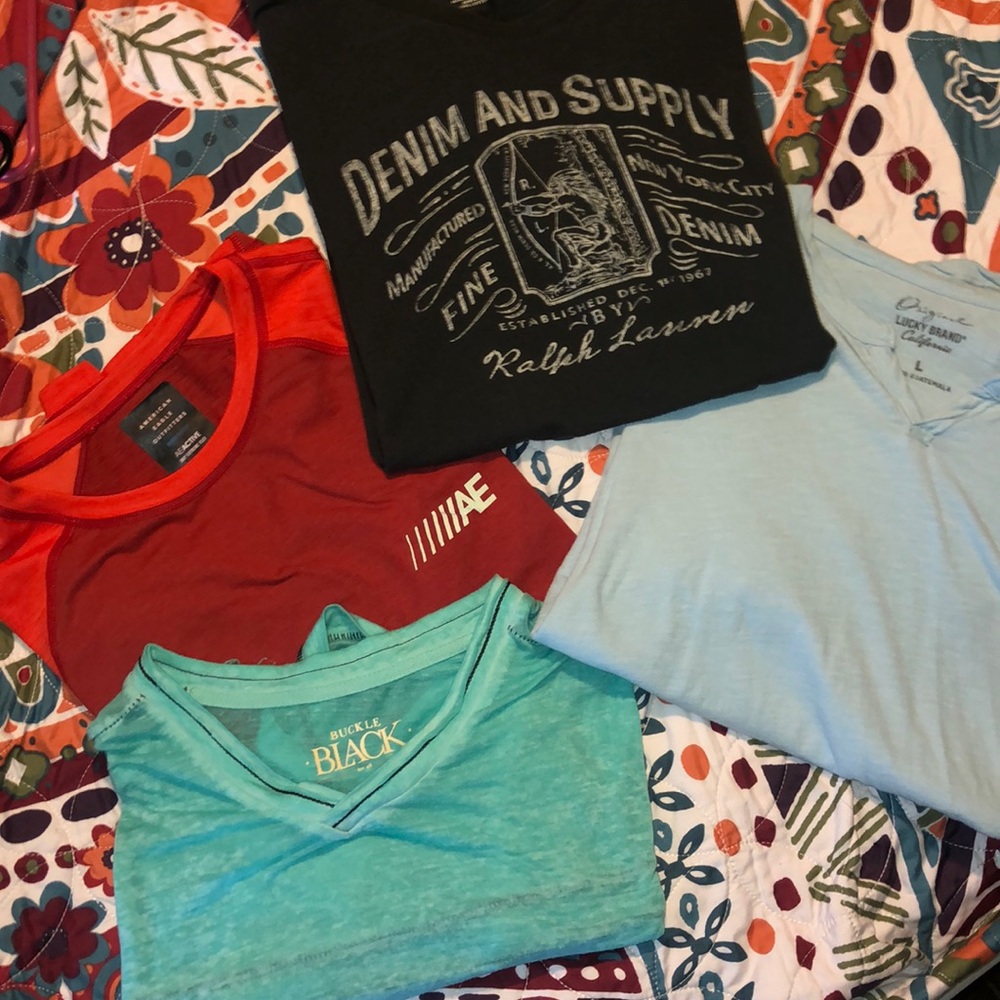 Bundle 4 Men’s T-shits Large